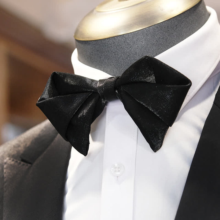 Pajarita clásica con forma de diamante doblada para hombre