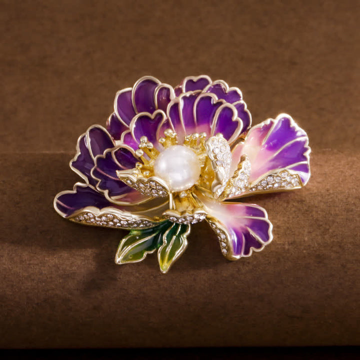 Broche de mujer con flores de peonía esmaltadas e incrustaciones de perlas