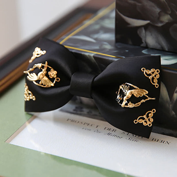 1 pajarita de metal dorado con decoración de flores y pájaros para hombre