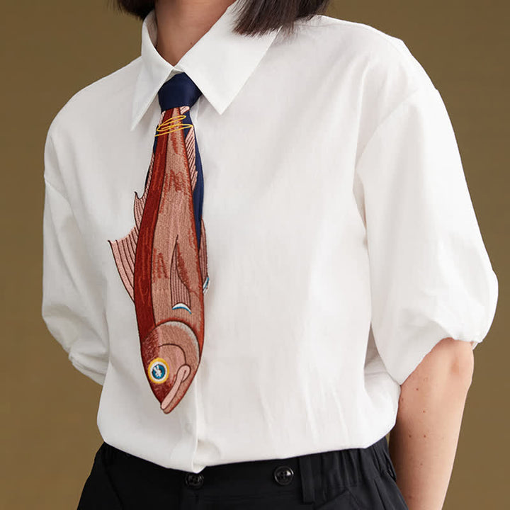 Corbata con cremallera bordada con pez divertido irregular para mujer