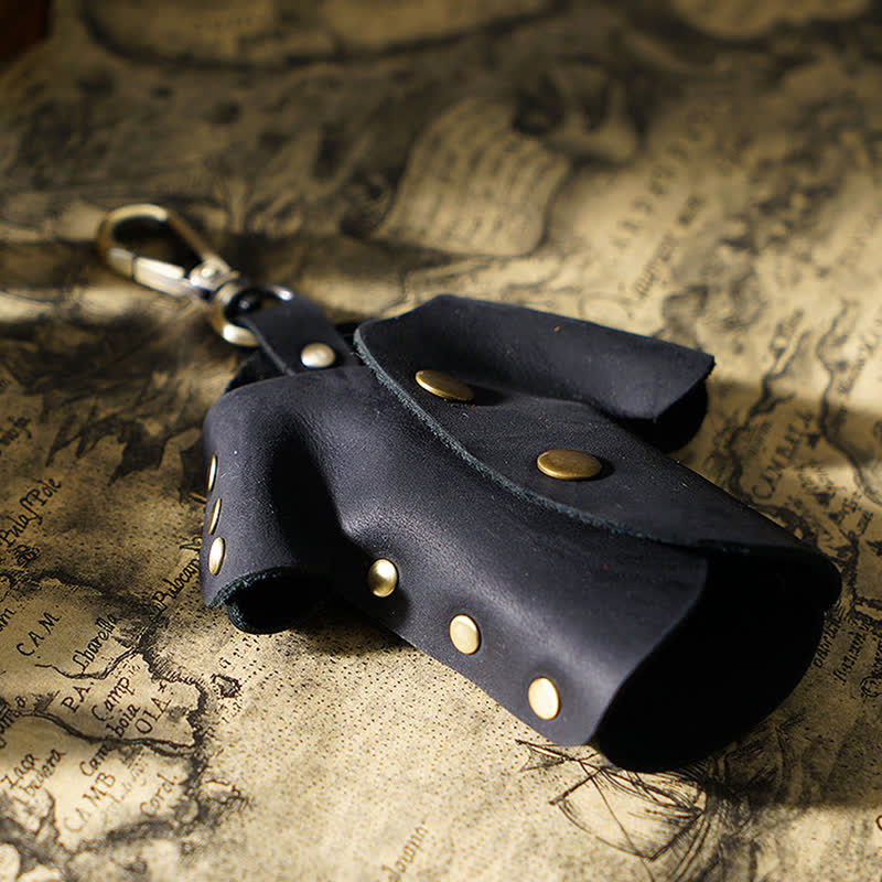 Estuche para llaves de cuero con forma de ropa linda y creativa.