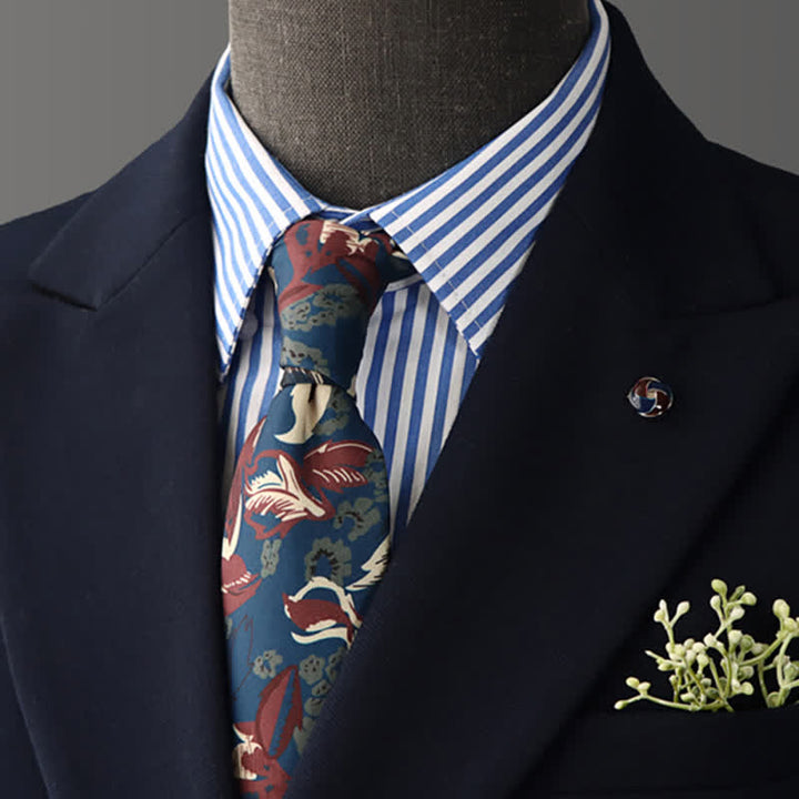 Corbata relajante con estampado floral azul marino y rojo para hombre