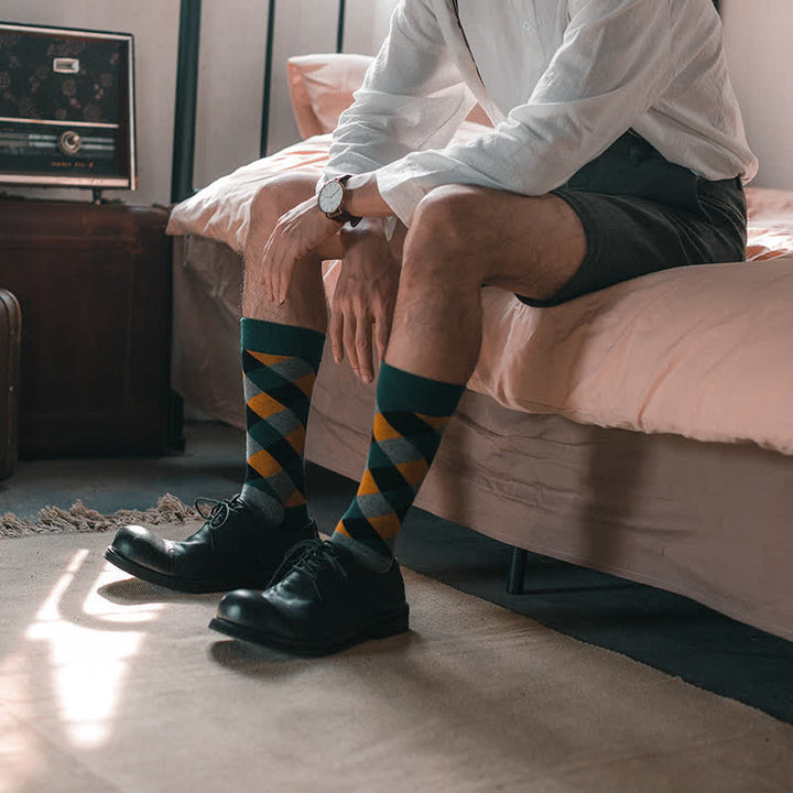 Calcetines de rombos coloridos y divertidos para hombre