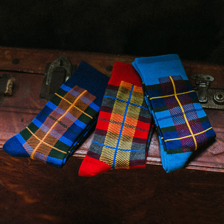 Calcetines de hombre con cuadros escoceses y diseño enrejado
