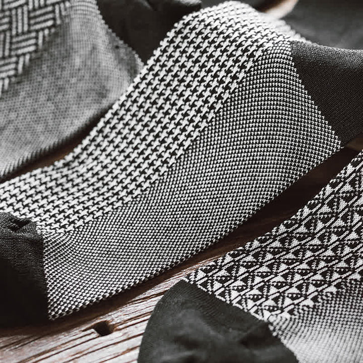 Calcetines negros de rayas con diseño enrejado para hombre