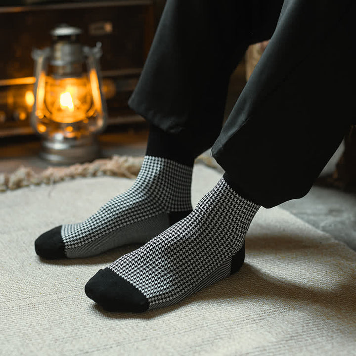 Calcetines negros de rayas con diseño enrejado para hombre