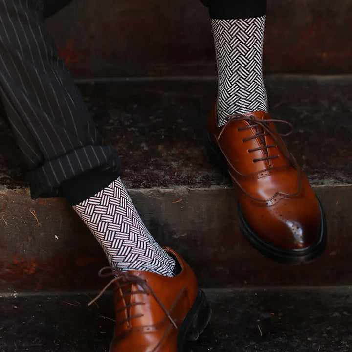Calcetines negros de rayas con diseño enrejado para hombre