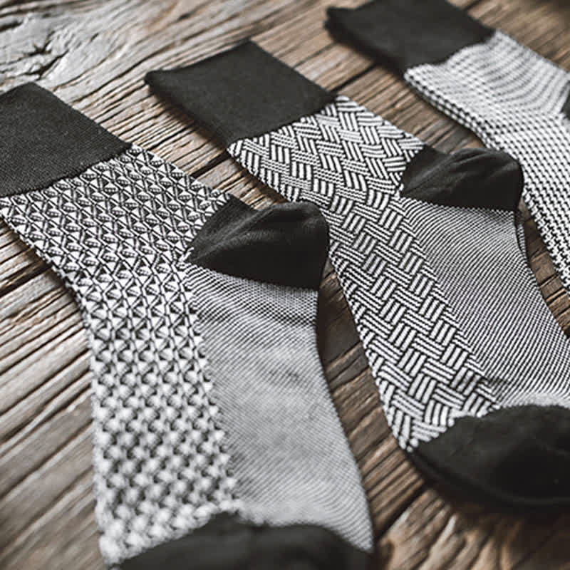 Calcetines negros de rayas con diseño enrejado para hombre