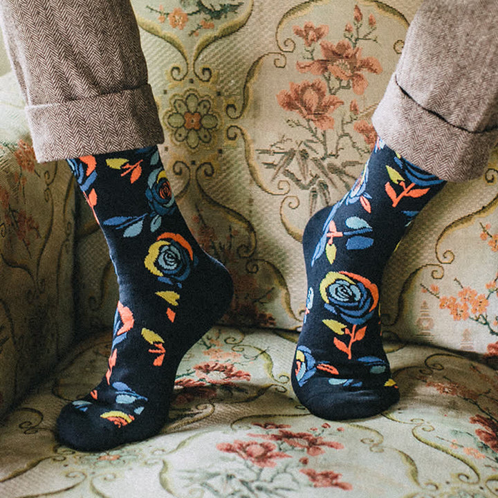 Calcetines de hombre con rosas azules salvajes en azul marino