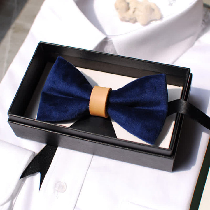 Pajarita elegante de cuero y terciopelo de color liso para hombre