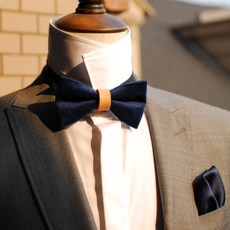 Pajarita elegante de cuero y terciopelo de color liso para hombre