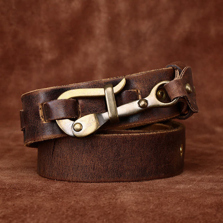 Cinturón de cuero de caballería con hebilla de gancho envejecida estilo retro para hombre