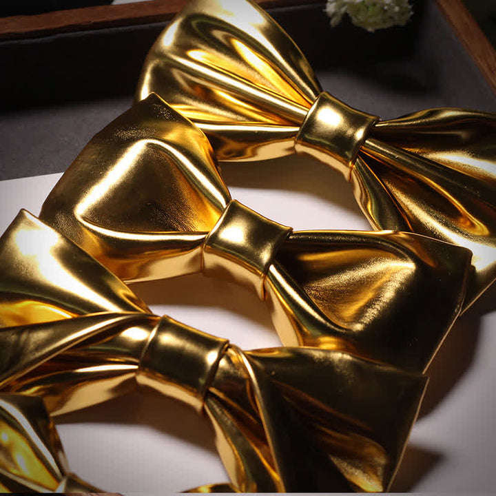 Pajarita de cuero metalizado dorado brillante y moderna para hombre
