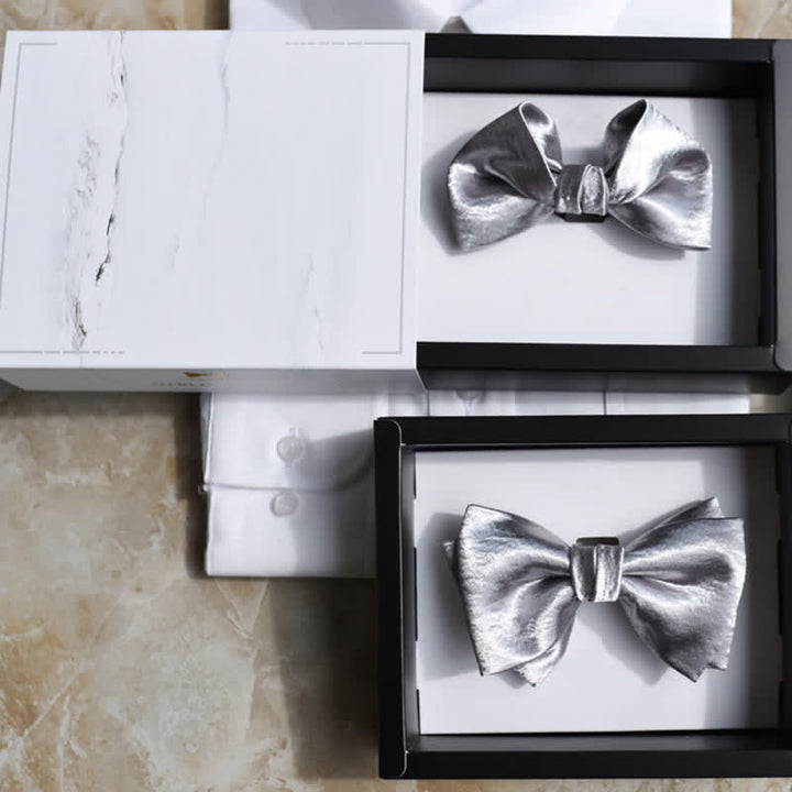 Pajarita de doble capa gris plata brillante de moda para hombre