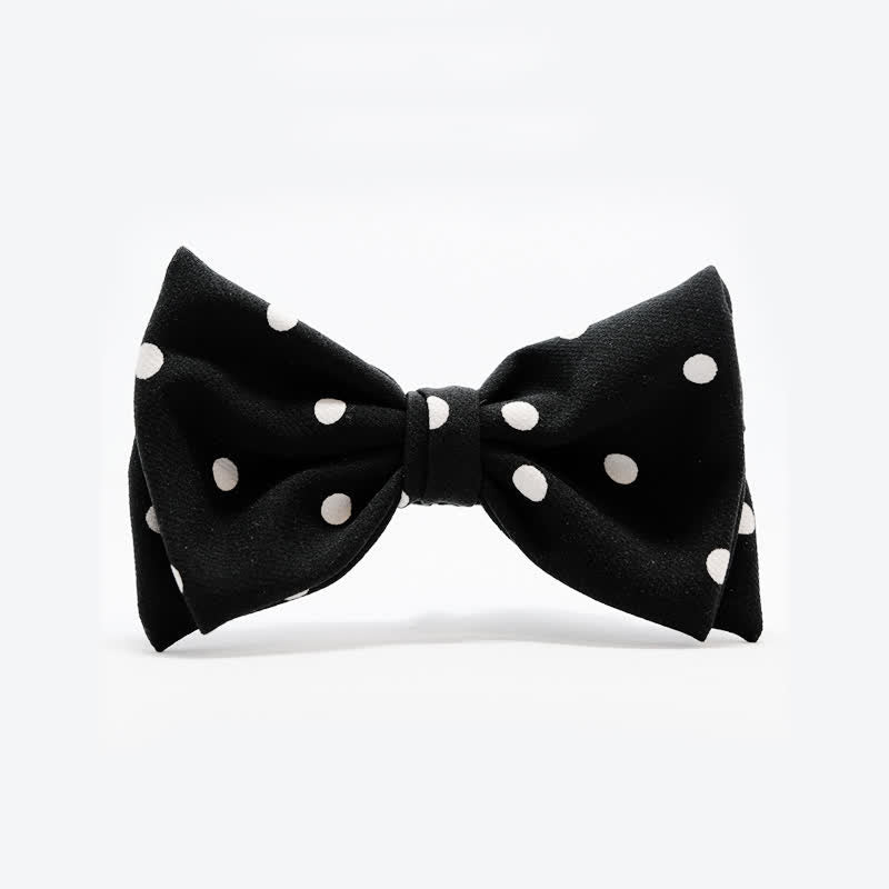 Pajarita de lunares pequeños en blanco y negro para hombre