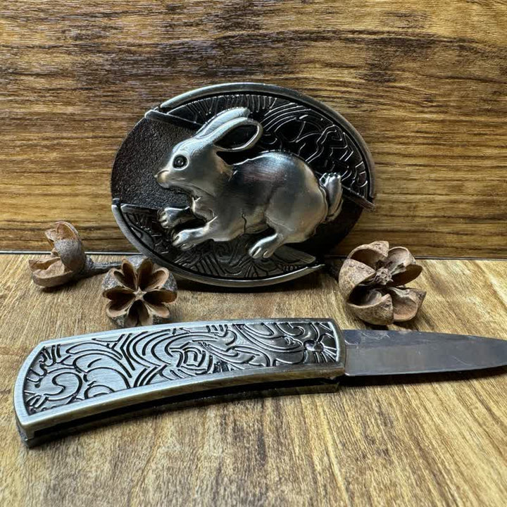 Cinturón de cuero con cuchillo plegable oculto de conejo para hombre