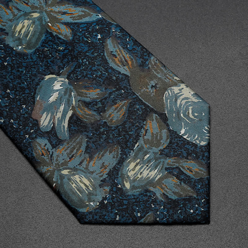 Corbata para hombre con estampado floral retro en azul marino con pintura al óleo