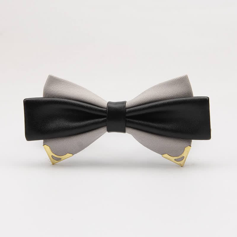 Pajarita de cuero doble con borde de metal dorado para hombre