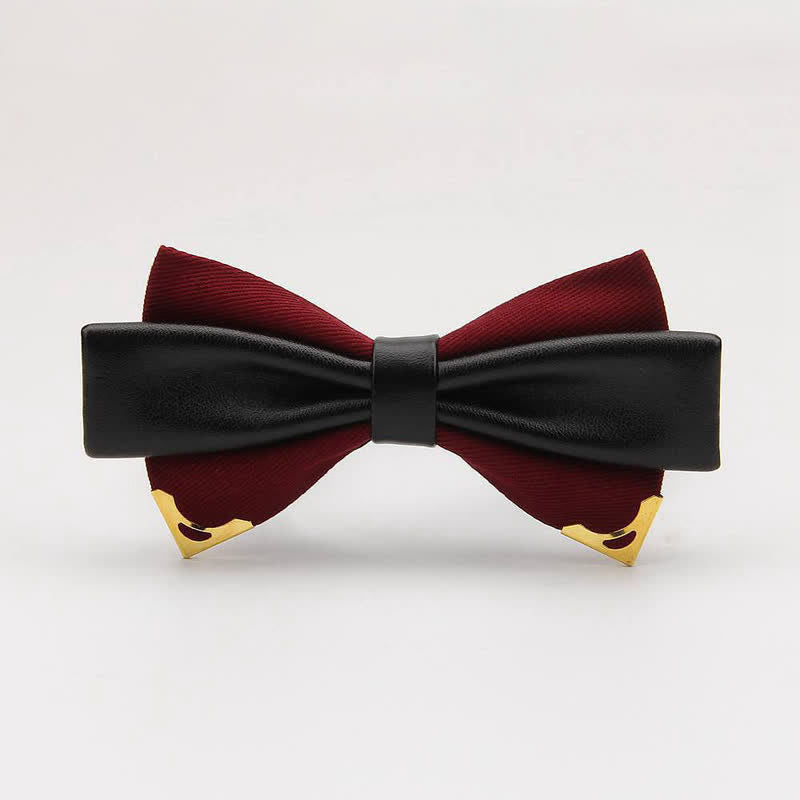 Pajarita de cuero doble con borde de metal dorado para hombre