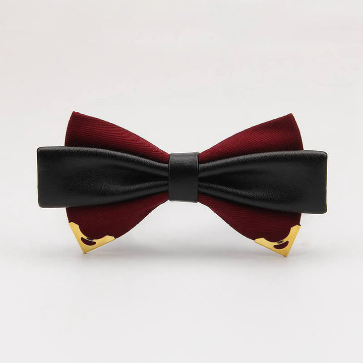 Pajarita de cuero doble con borde de metal dorado para hombre