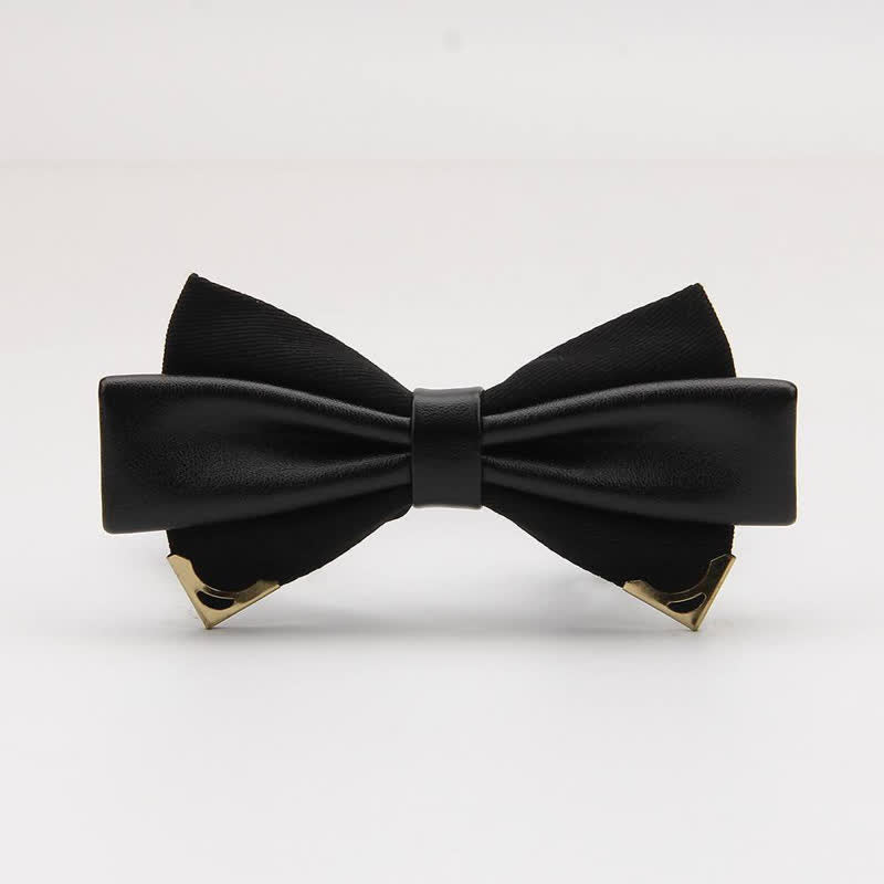 Pajarita de cuero doble con borde de metal dorado para hombre