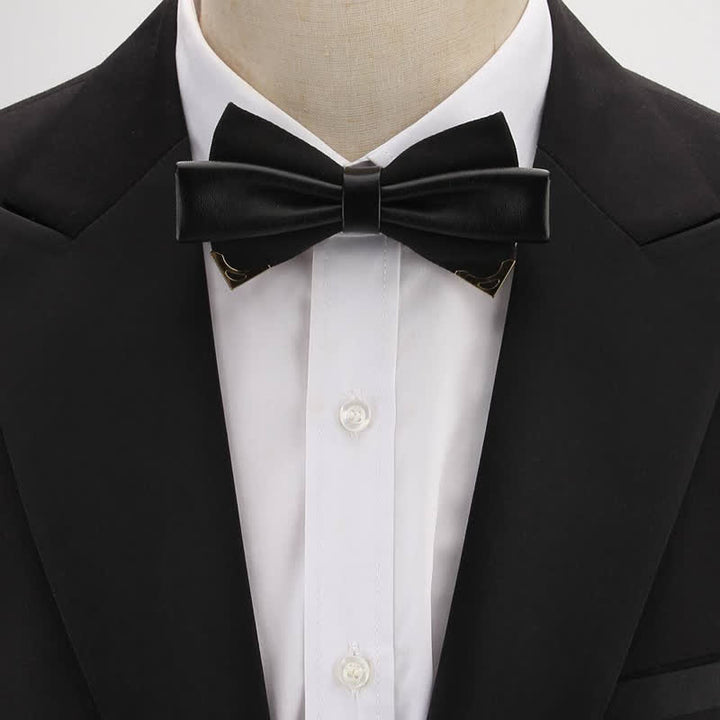 Pajarita de cuero doble con borde de metal dorado para hombre