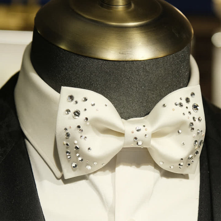 Pajarita con diseño de galaxia estrellada y brillantes diamantes de imitación para hombre