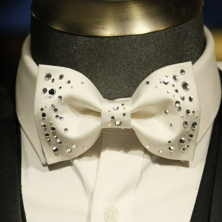 Pajarita con diseño de galaxia estrellada y brillantes diamantes de imitación para hombre