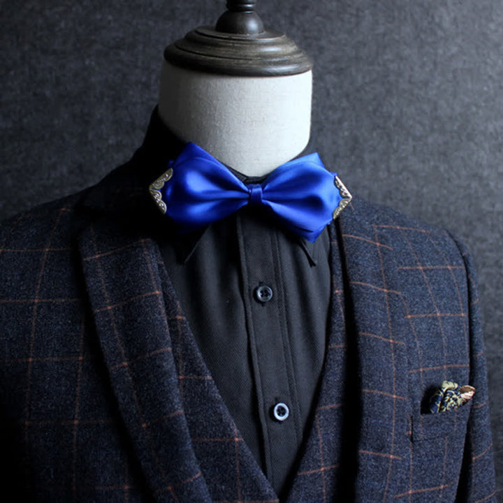 Pajarita clásica de color liso con punta dorada para hombre