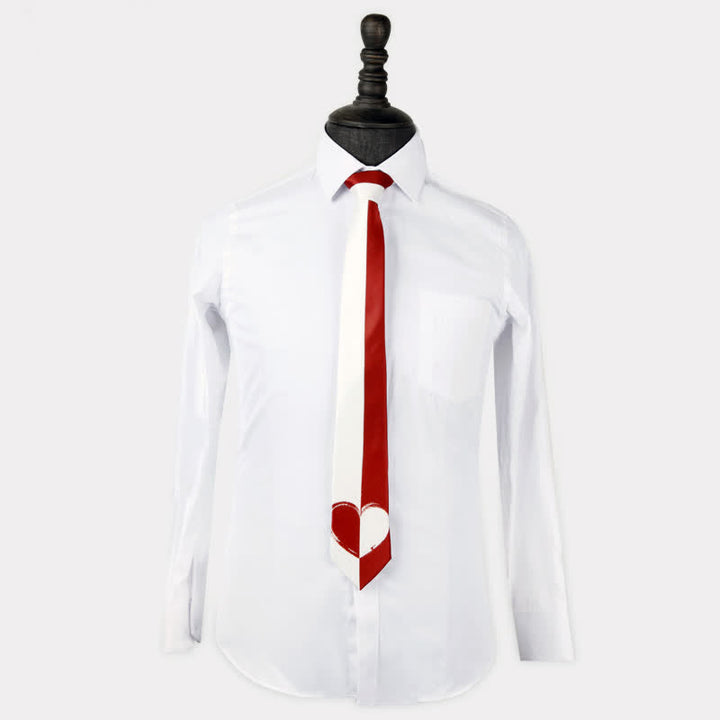 Corbata para hombre con corazones en contraste rojo y blanco