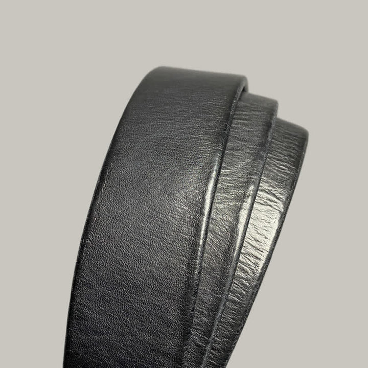 Cinturón de cuero para pantalones con hebilla grabada con flores cuadradas