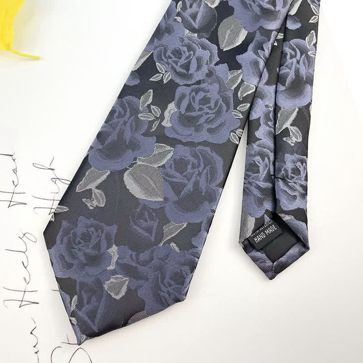 Corbata informal con estampado de rosas y flores grandes para hombre