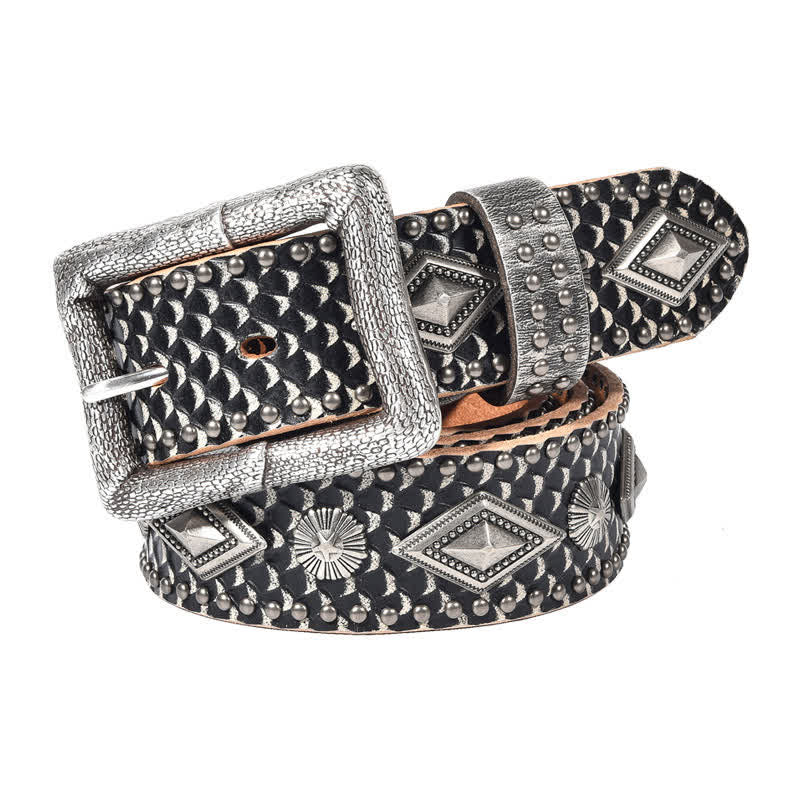Cinturón de cuero con remaches y estampado de piel de serpiente con personalidad.
