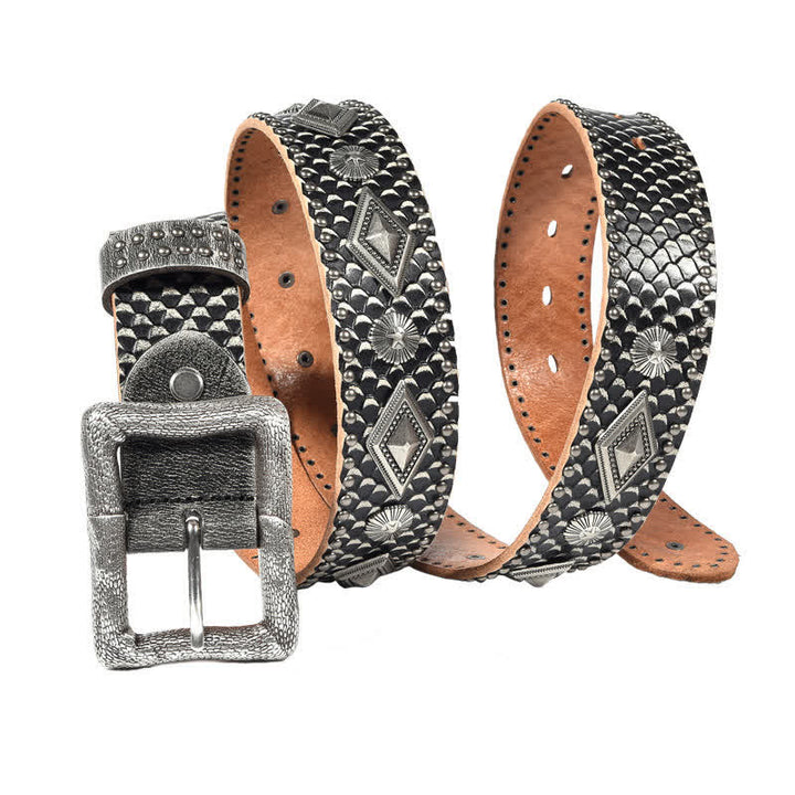 Cinturón de cuero con remaches y estampado de piel de serpiente con personalidad.