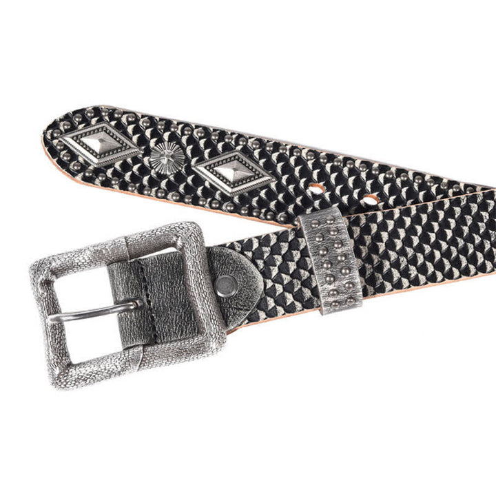 Cinturón de cuero con remaches y estampado de piel de serpiente con personalidad.
