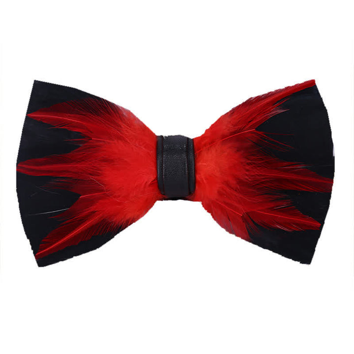 Pajarita de plumas preatada en rojo, blanco y burdeos
