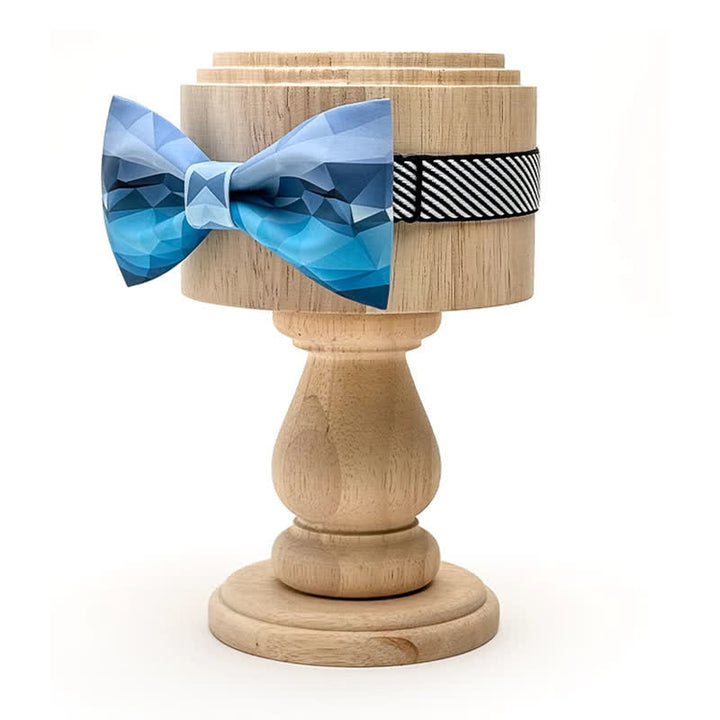Pajarita con estampado geométrico azul cielo para hombre