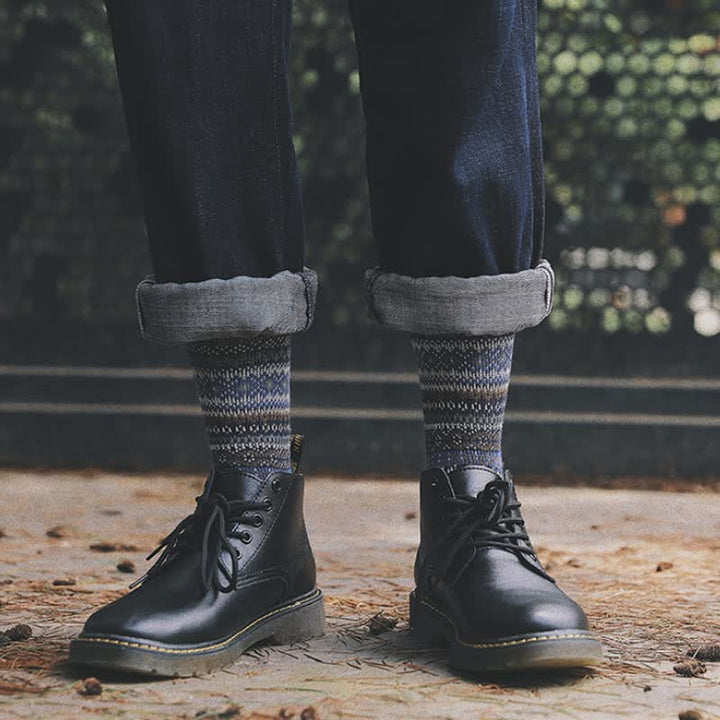 Calcetines étnicos de rayas de estilo nacional retro