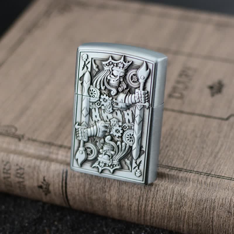 Encendedor de butano recargable con forma de rueda de afilar Skull King