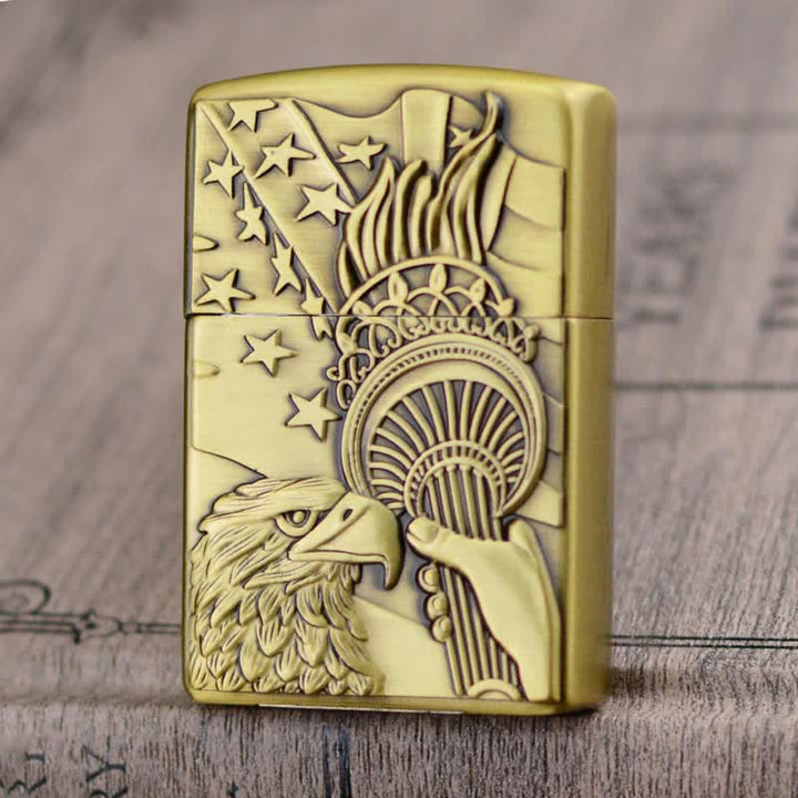Encendedor de butano recargable con rueda de afilar y bandera de Eagle Torch