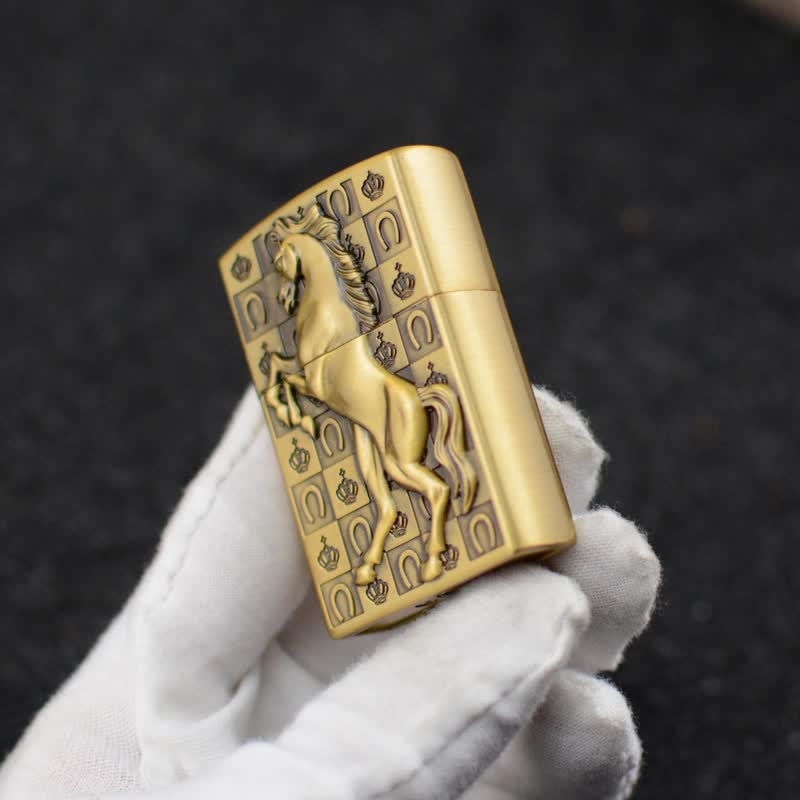 Encendedor de butano recargable con forma de rueda de afilar de Roaring Horse