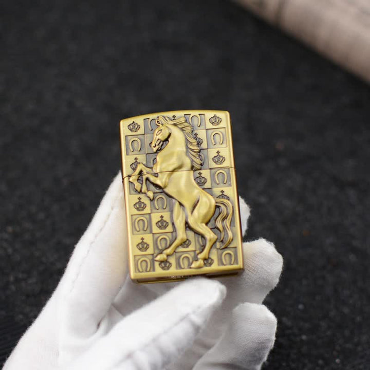Encendedor de butano recargable con forma de rueda de afilar de Roaring Horse