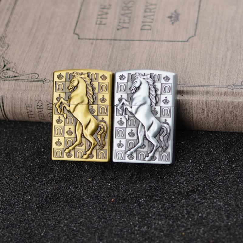 Encendedor de butano recargable con forma de rueda de afilar de Roaring Horse