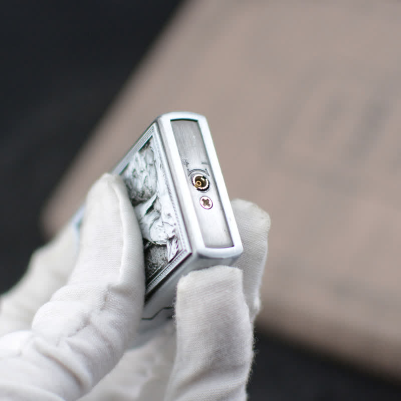Encendedor de butano recargable con forma de rueda de amolar de Howling Wolf