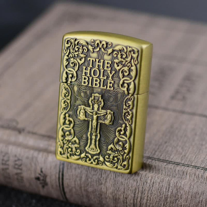 Encendedor de butano recargable con forma de cruz de la Santa Biblia