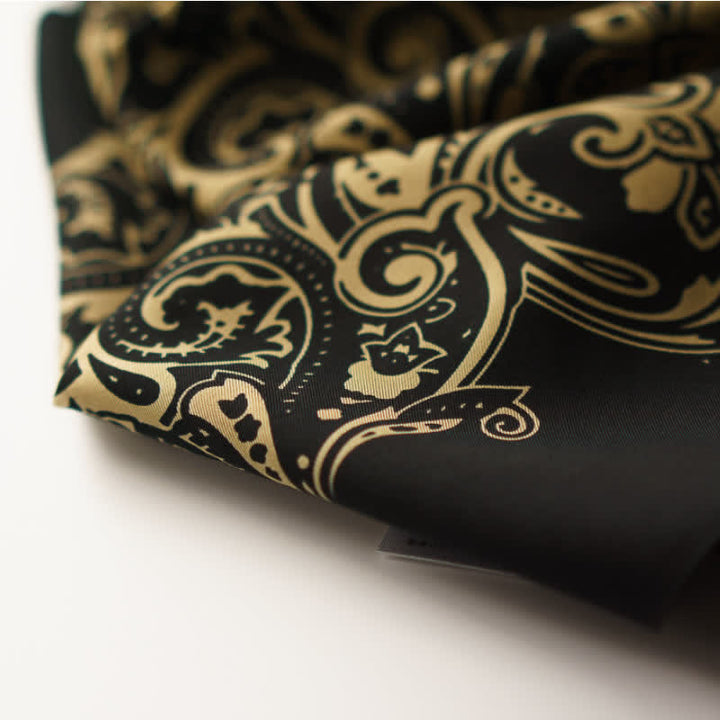 Bufanda cuadrada con estampado retro de cachemira y hebilla