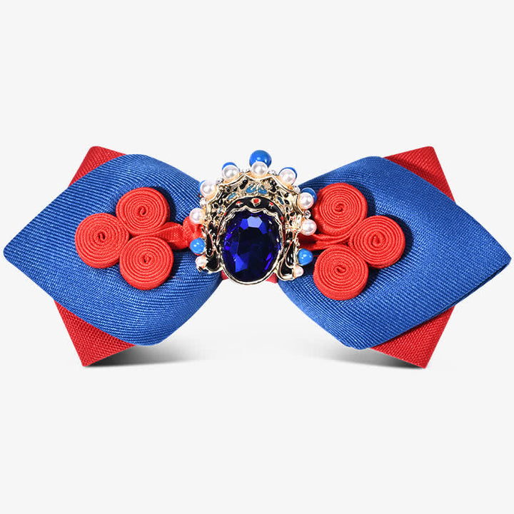 Pajarita elegante para hombre con cristales y perlas artificiales y decoraciones circulares