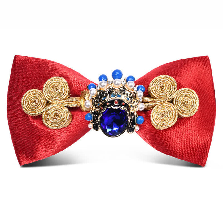 Pajarita elegante para hombre con cristales y perlas artificiales y decoraciones circulares