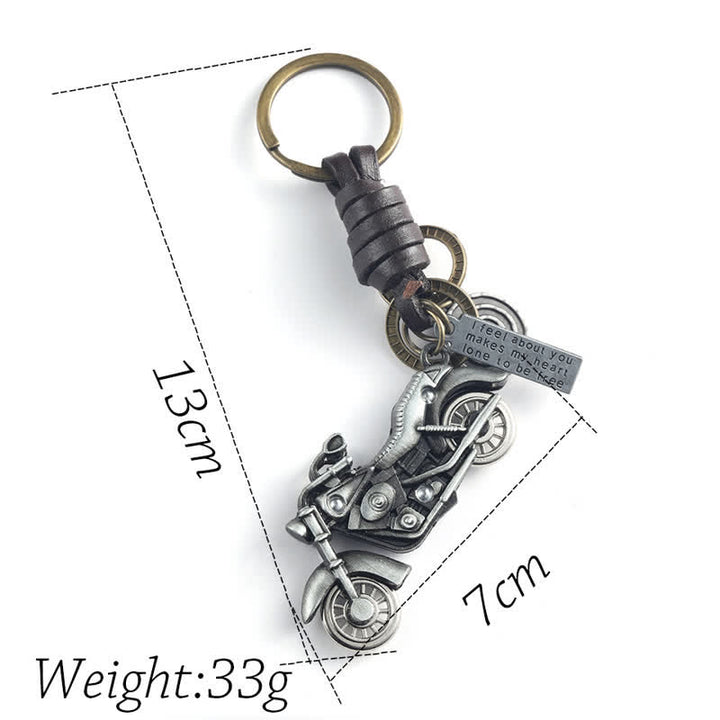 Llavero de cuero con colgante de motocicleta 3D retro