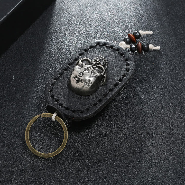 Llavero de cuero con colgante de calavera punk en 3D